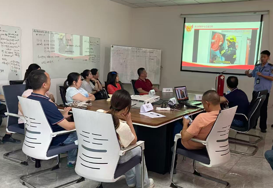 Chongqing Wholechaintech lança iniciativa abrangente de treinamento em segurança para fortalecer a cultura de segurança no local de trabalho